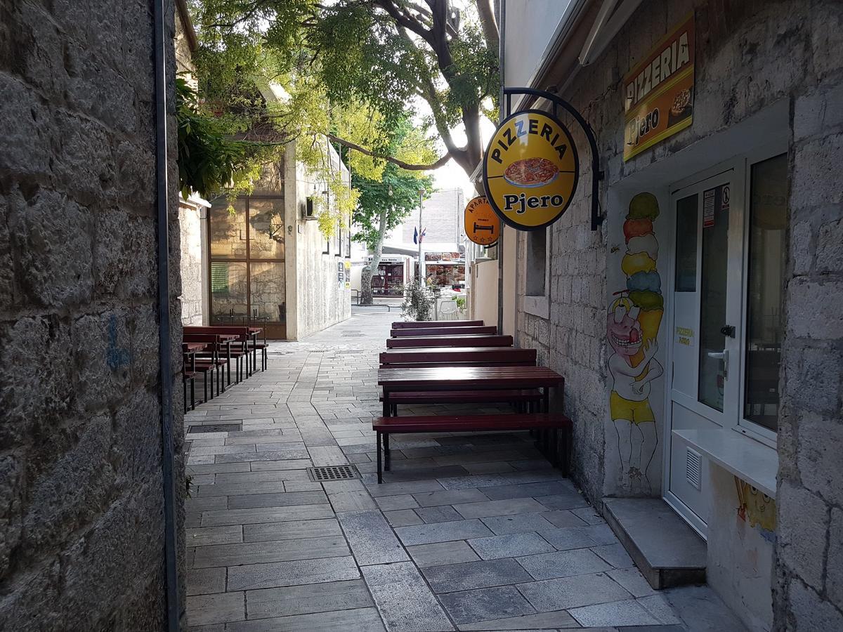 Apartment Ivanka Omiš Exterior foto